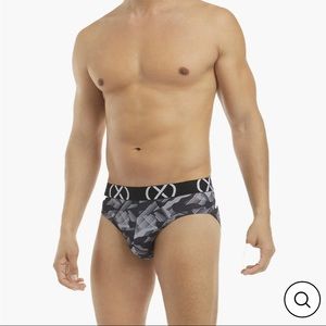 BRAND NEW 2xist No Show Brief